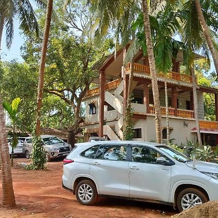 Sneh Beach Homestay - Wayangani Vengurla Extérieur photo